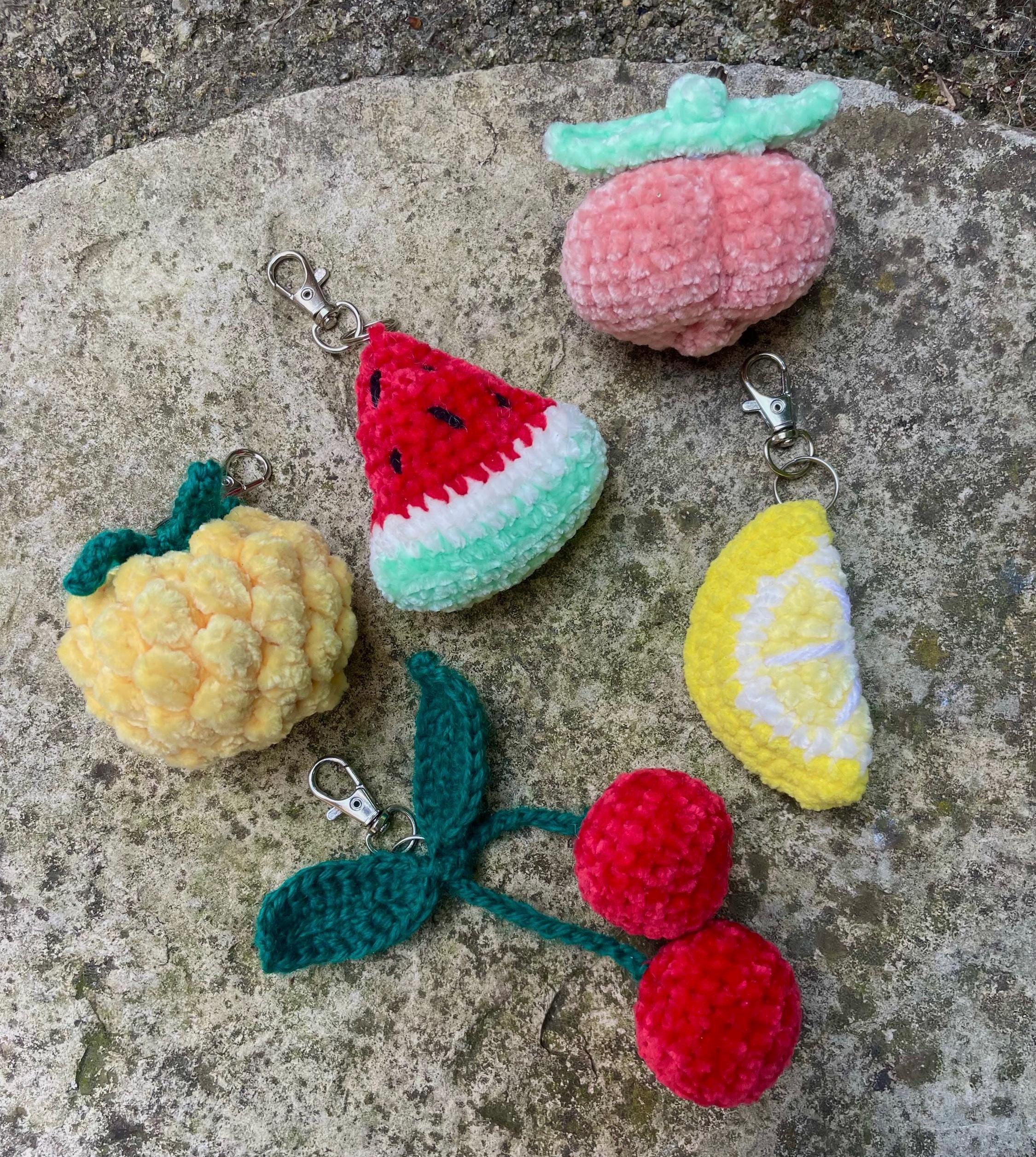 Porte-clé fruit au crochet - Cerise, pastèque citron, pêche, ananas