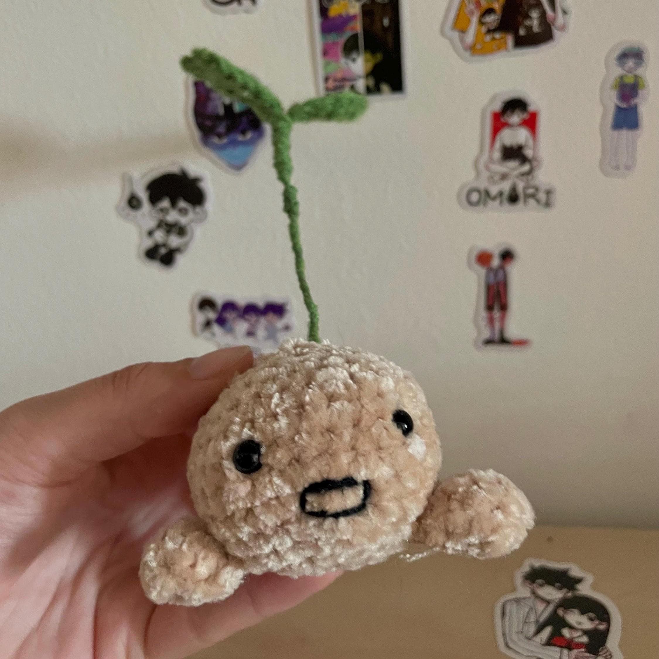 Sprout Mole en crochet – peluche inspirée du jeu vidéo Omori