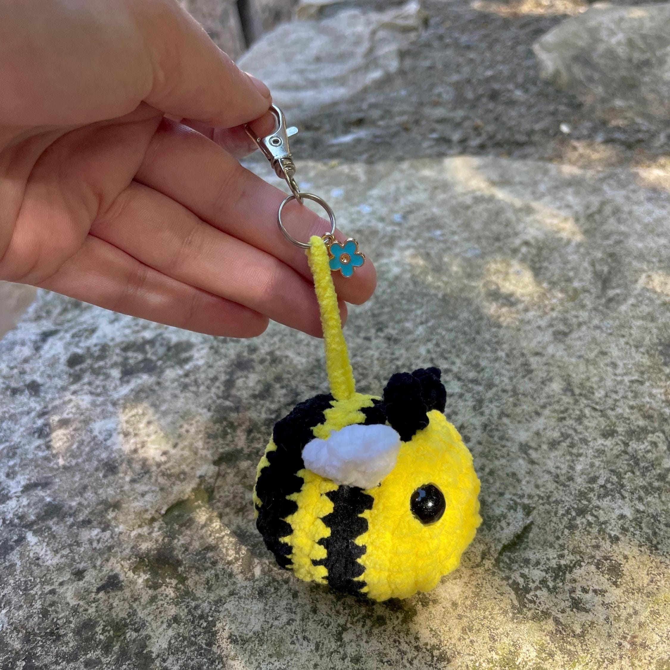 Porteclés Abeille mignonne en crochet fait main