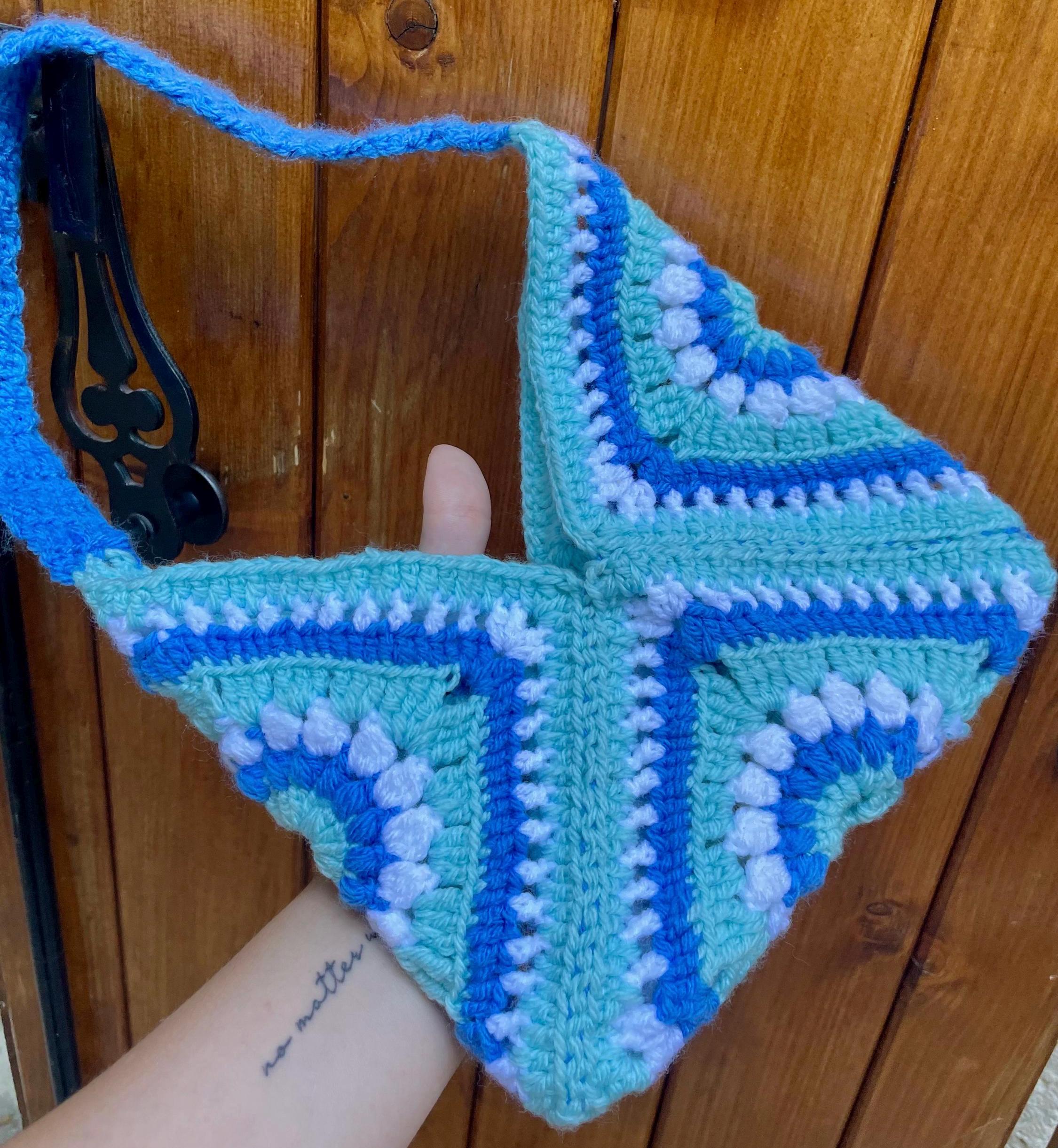 Sac à main au crochet fait main – Sac granny square bleu et blanc